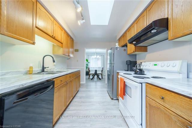 118 Ashley Cres, House detached with 3 bedrooms, 2 bathrooms and 3 parking in London ON | Image 6