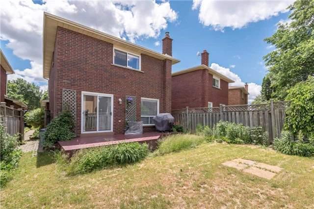 14 Cashel St, House detached with 3 bedrooms, 2 bathrooms and 2 parking in Brampton ON | Image 19