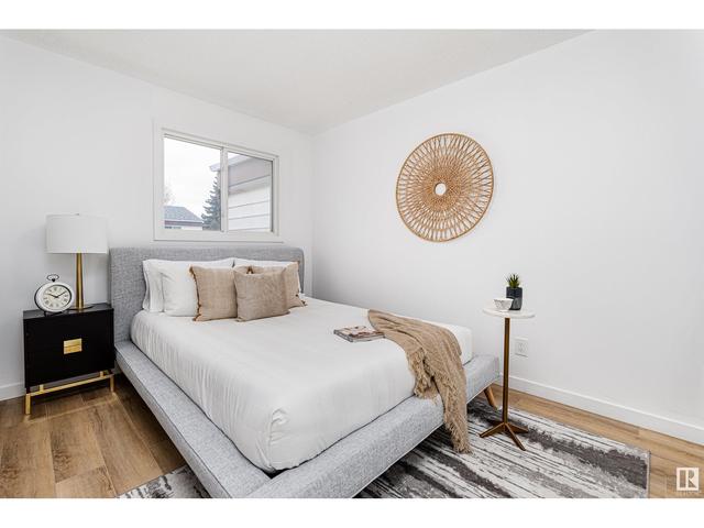 9b Twin Tc Nw, House attached with 3 bedrooms, 1 bathrooms and null parking in Edmonton AB | Image 23