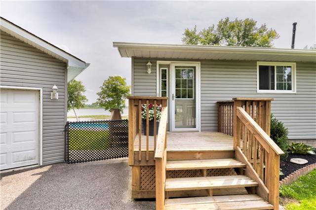 222 O'reilly Lane, House detached with 2 bedrooms, 1 bathrooms and 5 parking in Kawartha Lakes ON | Image 2