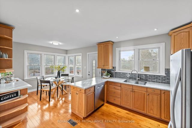 76 Young St, House detached with 6 bedrooms, 2 bathrooms and 3 parking in Brighton ON | Image 6