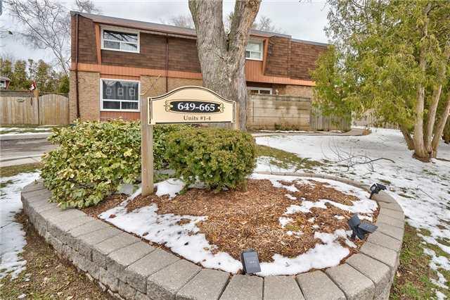 4 - 657 Francis Rd, Townhouse with 3 bedrooms, 2 bathrooms and 2 parking in Burlington ON | Image 1