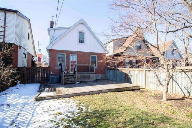 129 Graham Avenue S, House detached with 2 bedrooms, 1 bathrooms and 2 parking in Hamilton ON | Image 32