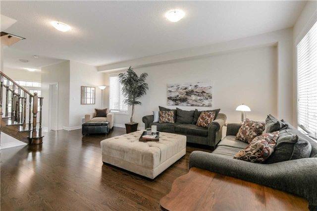 17 Gamble Dr, House detached with 3 bedrooms, 3 bathrooms and 2 parking in Ajax ON | Image 10