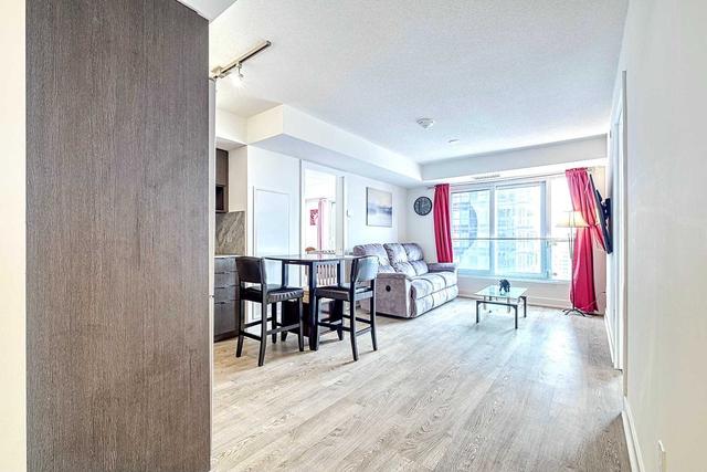 1307 - 7 Mabelle Ave, Condo with 2 bedrooms, 2 bathrooms and 1 parking in Toronto ON | Image 25