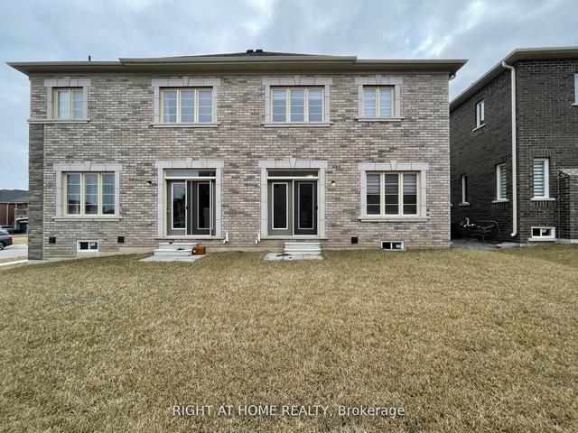 21 Trailbank Gdns, House semidetached with 4 bedrooms, 3 bathrooms and 3 parking in Hamilton ON | Image 35