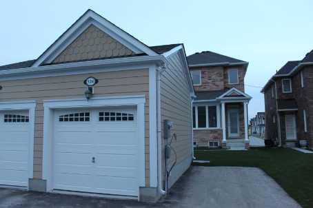 124 Terry Fox St, House attached with 4 bedrooms, 3 bathrooms and 2 parking in Markham ON | Image 2