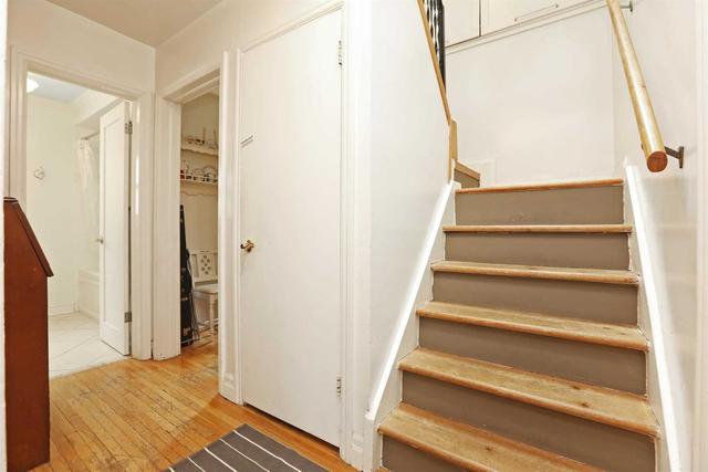 291 Horsham Ave, House detached with 3 bedrooms, 2 bathrooms and 3 parking in Toronto ON | Image 10