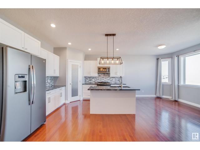 4210 55 Av, House detached with 5 bedrooms, 3 bathrooms and 4 parking in Lamont AB | Image 6
