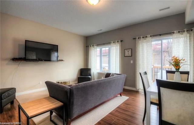 447 Stirling Avenue S, House semidetached with 4 bedrooms, 2 bathrooms and 4 parking in Kitchener ON | Image 21