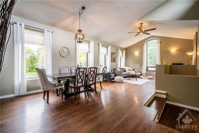 1234 Beaverwood Road, House detached with 3 bedrooms, 2 bathrooms and 10 parking in Ottawa ON | Image 5