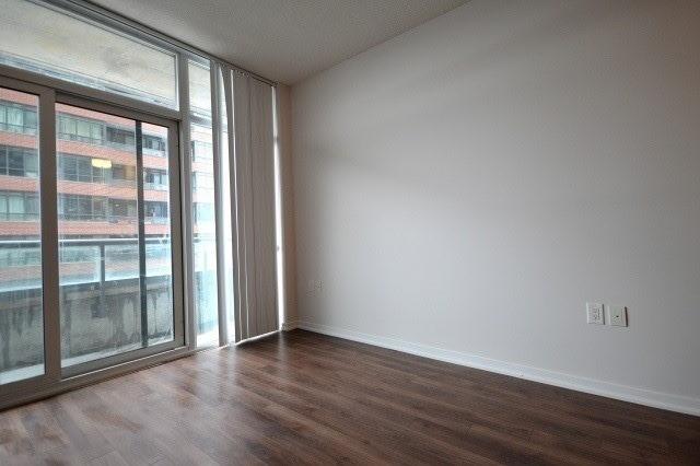 823e - 36 Lisgar St, Condo with 1 bedrooms, 1 bathrooms and 0 parking in Toronto ON | Image 9