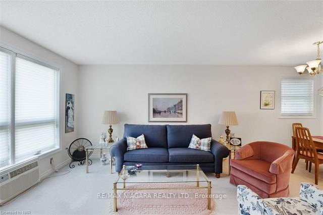 11 - 226 Vansickle Rd, Townhouse with 2 bedrooms, 1 bathrooms and 1 parking in St. Catharines ON | Image 6