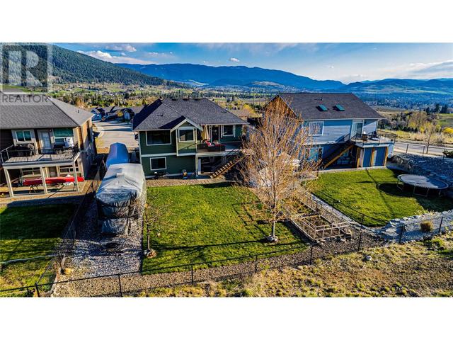 105 Blackcomb Court, House detached with 5 bedrooms, 3 bathrooms and 6 parking in Vernon BC | Image 3