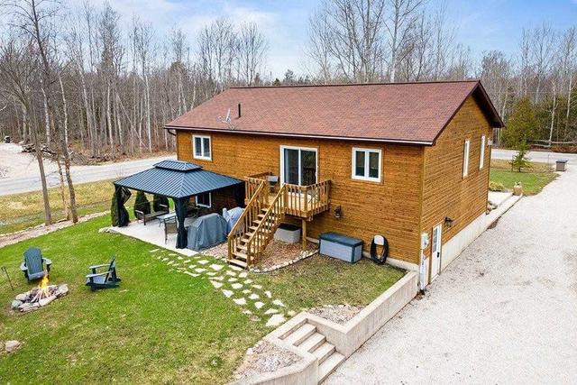 104 Maple Dr, House detached with 3 bedrooms, 2 bathrooms and 6 parking in Northern Bruce Peninsula ON | Image 37