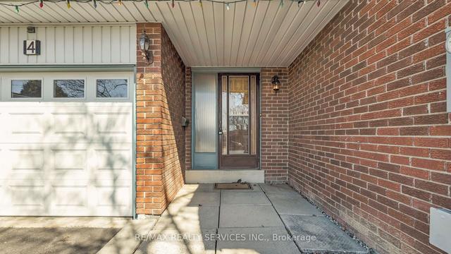 4 Eastwood Crt, House detached with 3 bedrooms, 2 bathrooms and 5 parking in Brampton ON | Image 23