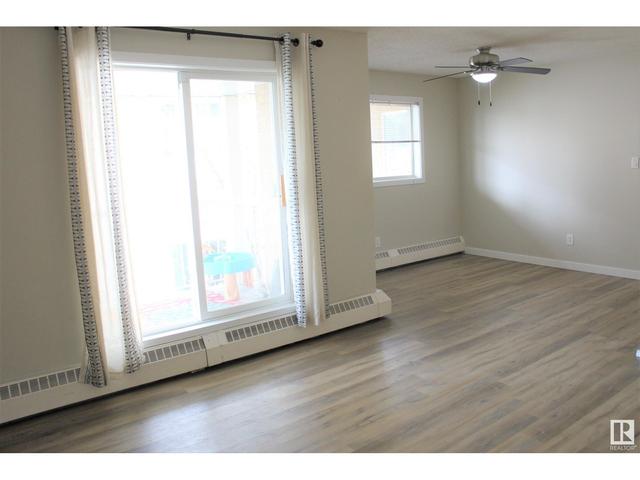 413 - 17467 98a Av Nw, Condo with 2 bedrooms, 2 bathrooms and null parking in Edmonton AB | Image 6