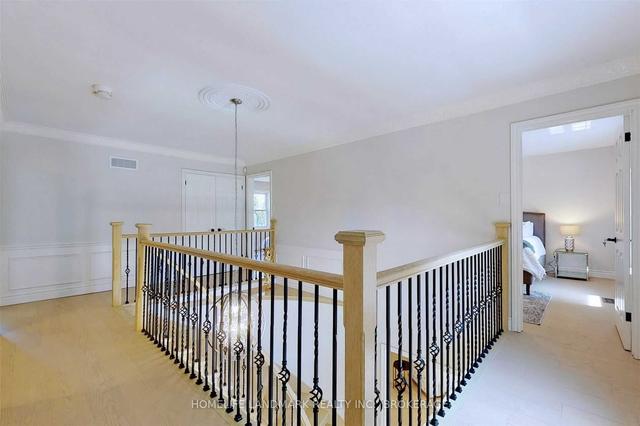 8 Barclay Crt, House detached with 4 bedrooms, 5 bathrooms and 6 parking in Markham ON | Image 13