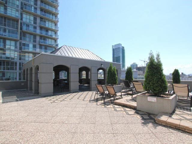 1001 - 140 Simcoe St, Condo with 0 bedrooms, 1 bathrooms and null parking in Toronto ON | Image 20