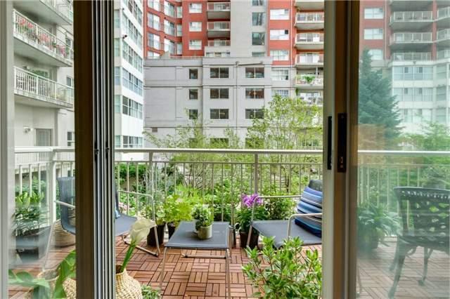 Uc2 - 18 Concorde Pl, Condo with 1 bedrooms, 2 bathrooms and 1 parking in Toronto ON | Image 16