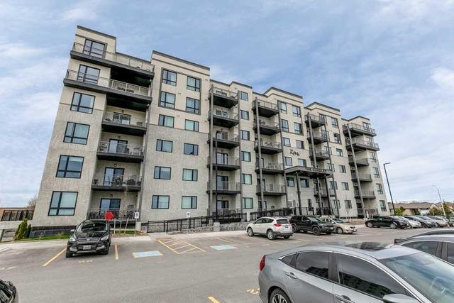 207 - 295 Cundles Rd E, Condo with 1 bedrooms, 1 bathrooms and 1 parking in Barrie ON | Image 2