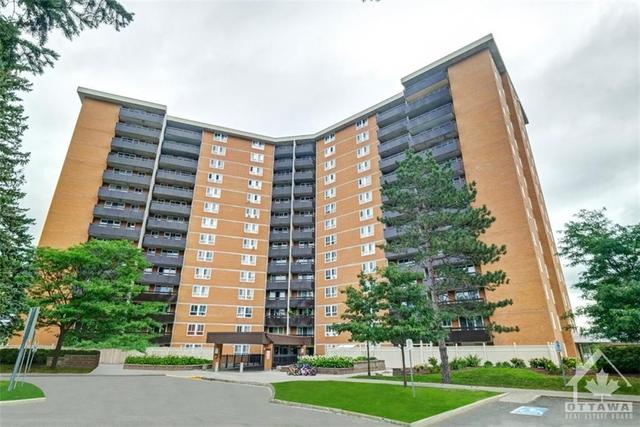 1011 - 2020 Jasmine Street, Condo with 2 bedrooms, 1 bathrooms and 1 parking in Ottawa ON | Image 1