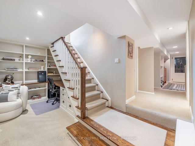 231 Grenview Blvd S, House detached with 3 bedrooms, 3 bathrooms and 3 parking in Toronto ON | Image 16