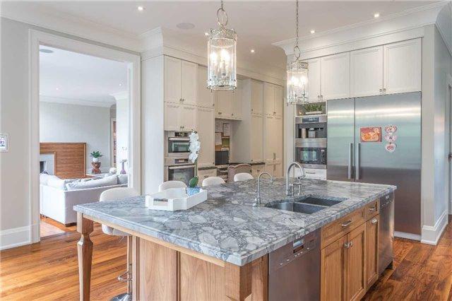 113 Mildenhall Rd, House detached with 5 bedrooms, 7 bathrooms and 10 parking in Toronto ON | Image 7