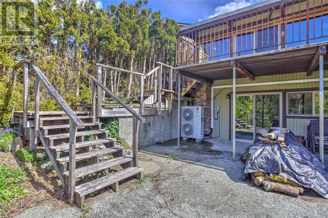 56 Prospect Ave, House detached with 4 bedrooms, 2 bathrooms and 6 parking in Lake Cowichan BC | Image 46