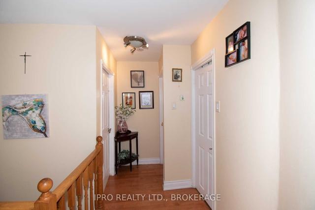 74 Seventeenth St, House detached with 2 bedrooms, 2 bathrooms and 6 parking in Toronto ON | Image 6