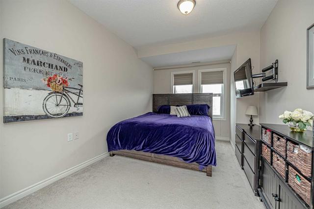 15450 Yonge St, Condo with 2 bedrooms, 2 bathrooms and 1 parking in Aurora ON | Image 3