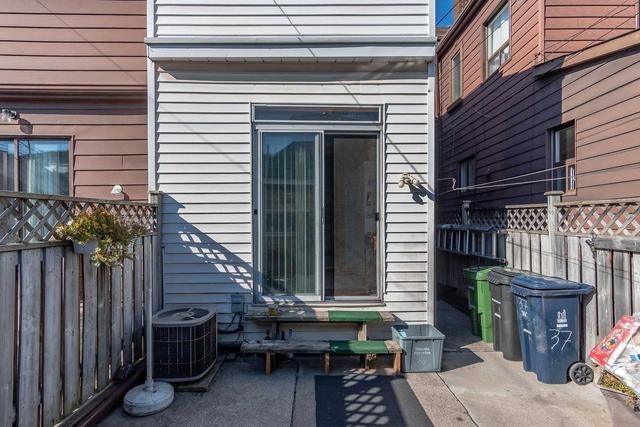 37 Montrose Ave, House semidetached with 3 bedrooms, 2 bathrooms and 1 parking in Toronto ON | Image 31
