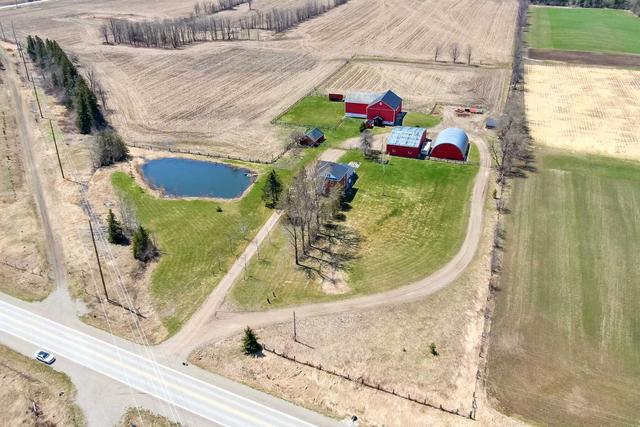 475056 County Rd 11 Rd, House detached with 4 bedrooms, 2 bathrooms and 16 parking in Amaranth ON | Image 10