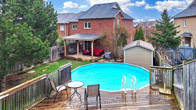 70 Gadwall Ave, House attached with 3 bedrooms, 3 bathrooms and 2 parking in Barrie ON | Image 26