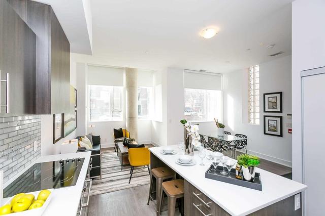 Th1 - 508 Wellington St, Townhouse with 3 bedrooms, 3 bathrooms and 1 parking in Toronto ON | Image 5