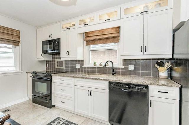 2 Cadillac Dr, House detached with 3 bedrooms, 2 bathrooms and 2 parking in Guelph ON | Image 18