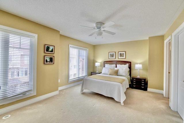 1994 Oana Dr, Townhouse with 2 bedrooms, 3 bathrooms and 2 parking in Mississauga ON | Image 15