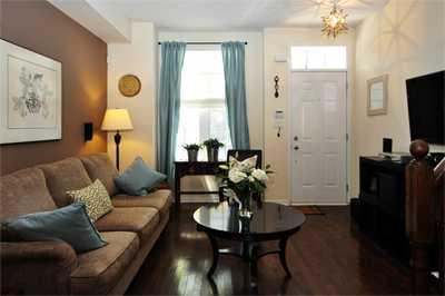 th2 - 101 The Queensway Ave, Townhouse with 3 bedrooms, 2 bathrooms and 1 parking in Toronto ON | Image 2