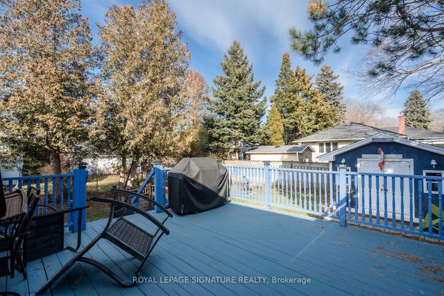 25 Scarborough Heights Blvd, House detached with 3 bedrooms, 2 bathrooms and 3 parking in Toronto ON | Image 24