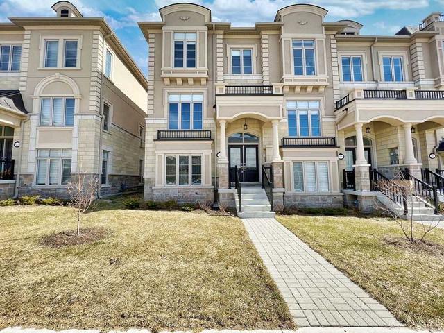 101 Grand Trunk Ave, House attached with 3 bedrooms, 4 bathrooms and 4 parking in Vaughan ON | Image 1