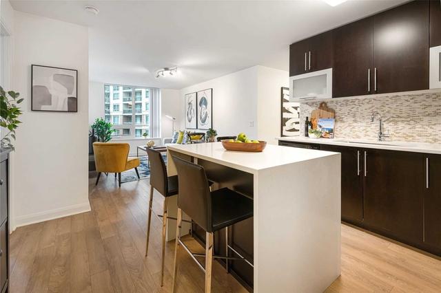 404 - 1 Michael Power Pl, Condo with 2 bedrooms, 2 bathrooms and 1 parking in Toronto ON | Image 23