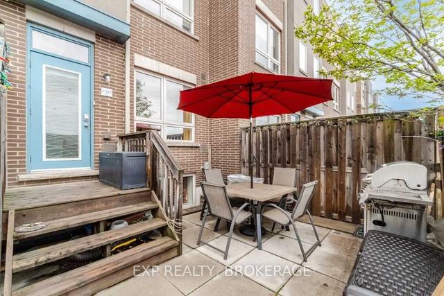 2 - 112 Caledonia Park Rd, Townhouse with 2 bedrooms, 2 bathrooms and 1 parking in Toronto ON | Image 19