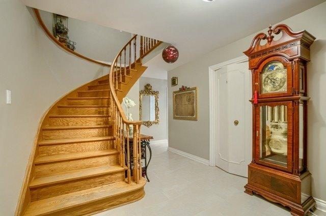 356 Isabella Ave, House detached with 4 bedrooms, 3 bathrooms and 2 parking in Mississauga ON | Image 5