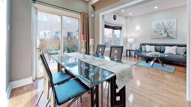 30 Kilrea Way, House attached with 4 bedrooms, 5 bathrooms and 3 parking in Brampton ON | Image 8