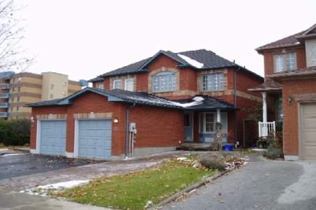 102 Waller St, House semidetached with 3 bedrooms, 2 bathrooms and 2 parking in Whitby ON | Image 1