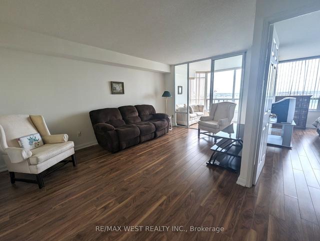 1205 - 24 Hanover Rd, Condo with 1 bedrooms, 1 bathrooms and 1 parking in Brampton ON | Image 28