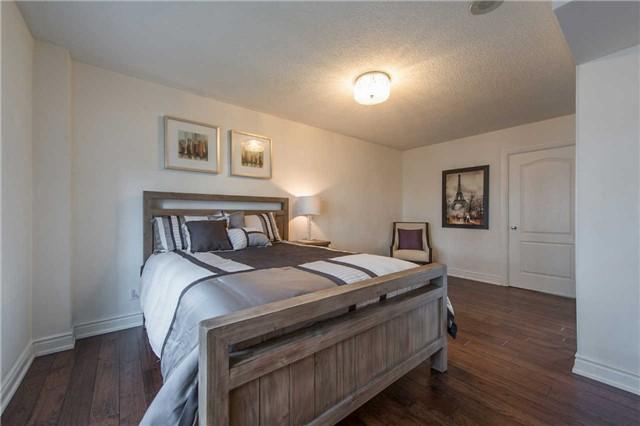 th11 - 8 Rean Dr, Townhouse with 4 bedrooms, 4 bathrooms and 2 parking in Toronto ON | Image 2