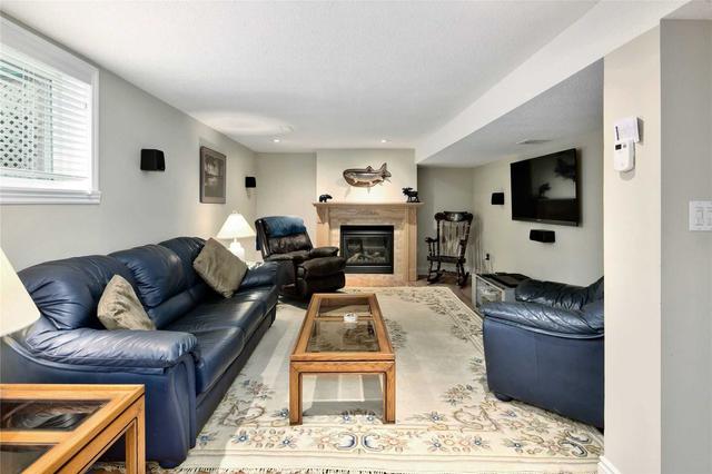 12 Briarwood Pl, House detached with 3 bedrooms, 3 bathrooms and 6 parking in Wasaga Beach ON | Image 5