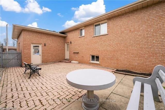 7853 Alfred St, House detached with 3 bedrooms, 2 bathrooms and 4 parking in Niagara Falls ON | Image 22