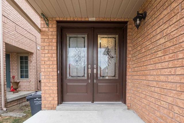 3939 Honey Locust Tr, House semidetached with 3 bedrooms, 4 bathrooms and 3 parking in Mississauga ON | Image 16